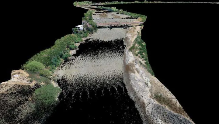 Nube de puntos LiDAR en 3D del cauce del río Tumbes y sus orillas