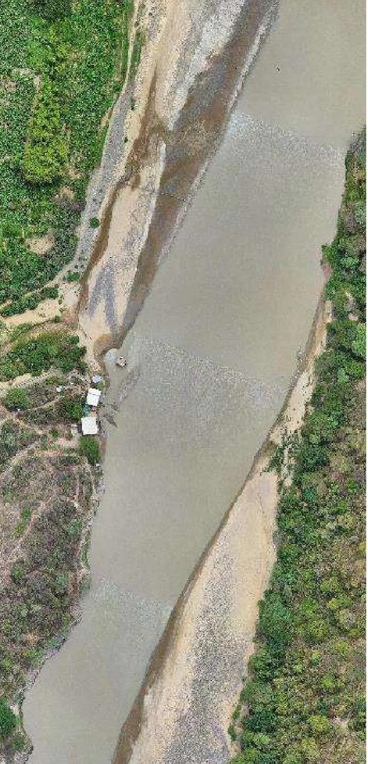 Ortofoto del río Tumbes en el tramo de la estación El Tigre